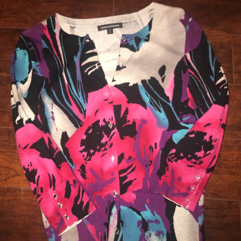 Women’s sweater